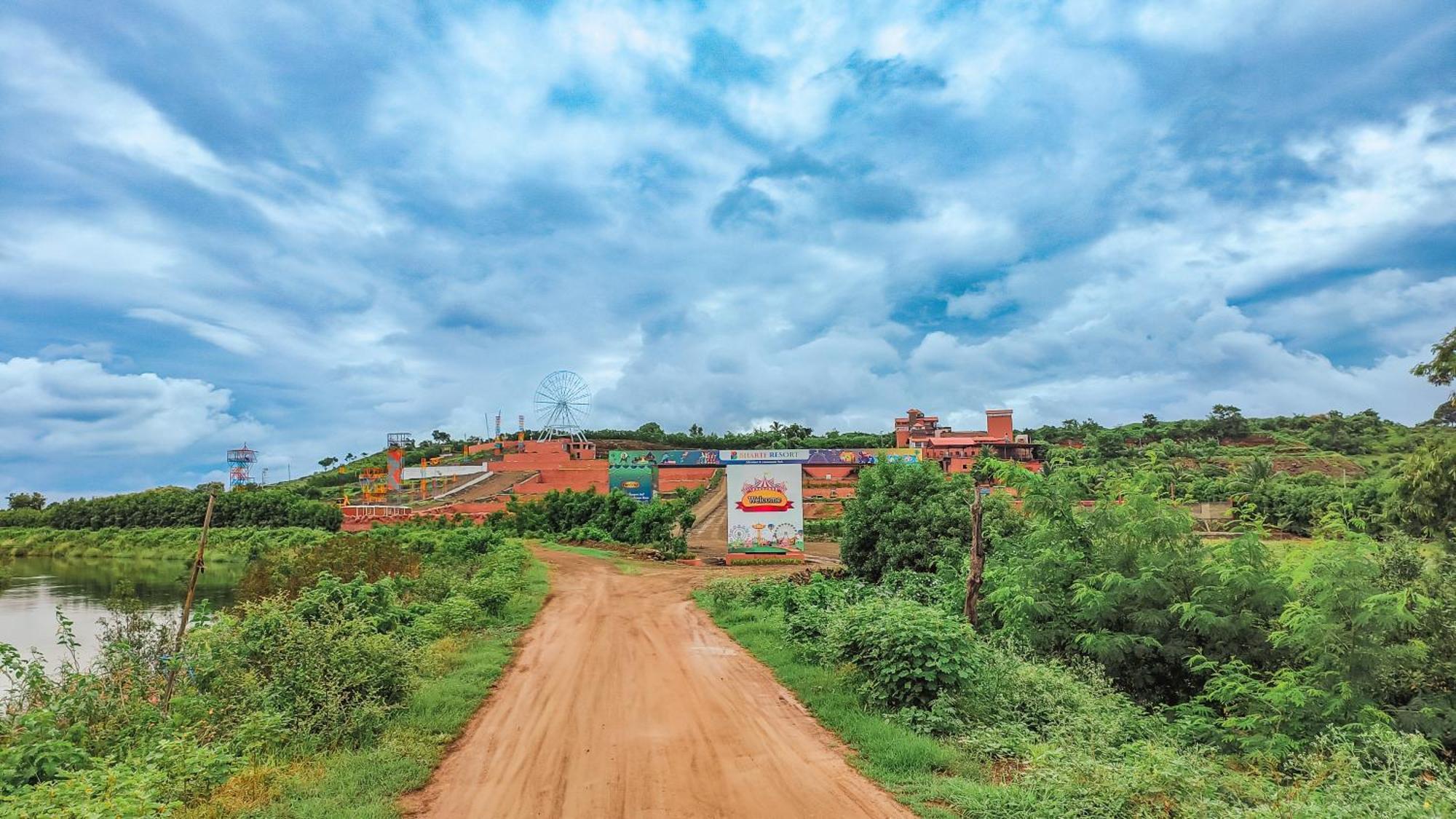 Regenta Bharti Amusement & Adventure Resort Pune, Urulikanchan Uruli Kānchān المظهر الخارجي الصورة