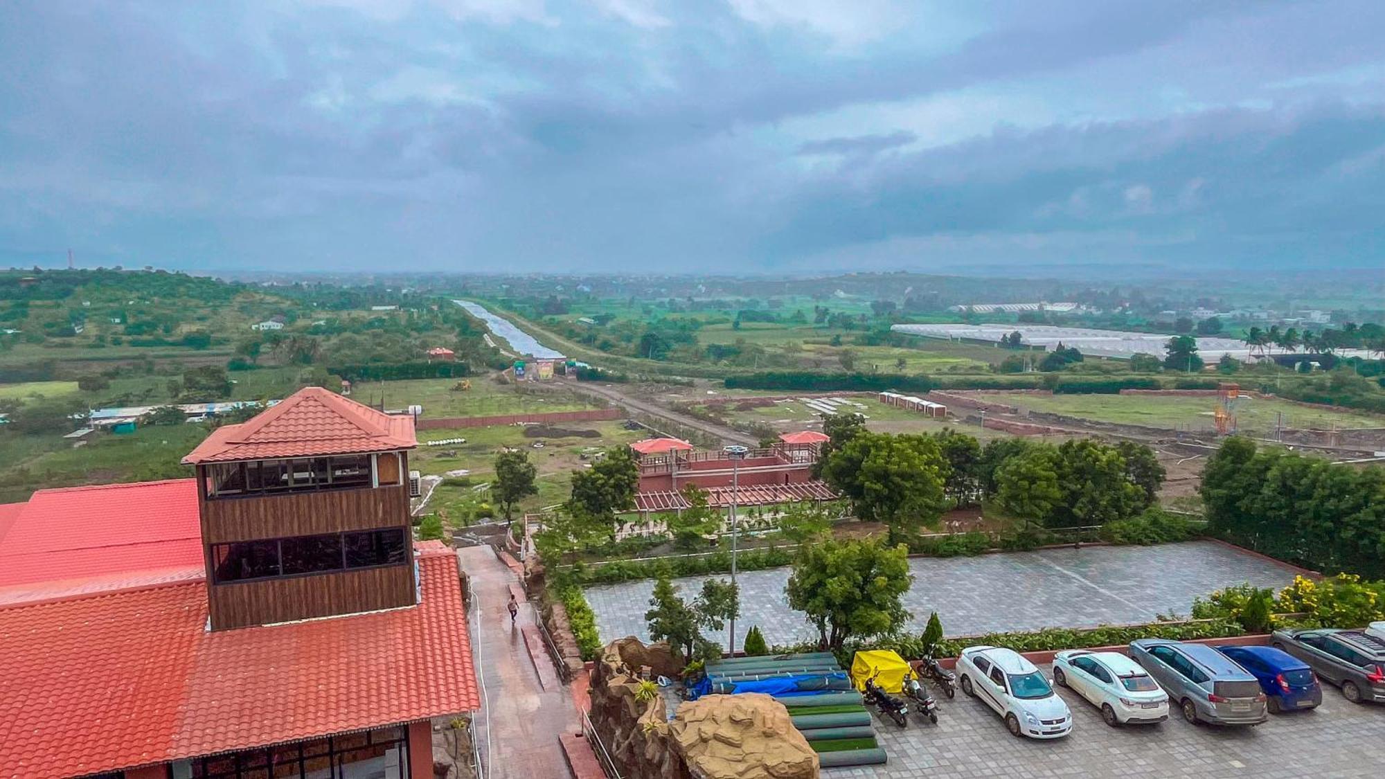 Regenta Bharti Amusement & Adventure Resort Pune, Urulikanchan Uruli Kānchān المظهر الخارجي الصورة